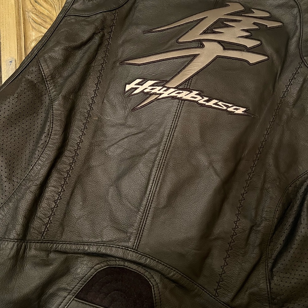 Hayabusa Black Leather vest, only worn 2-3 times